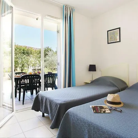 Three-bedroom In Saint-aygulf *