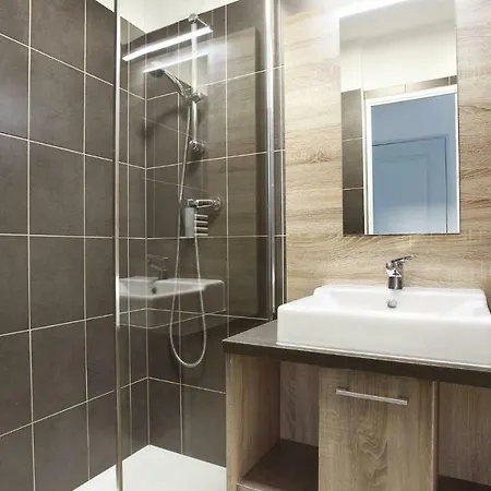 Three-bedroom In Saint-aygulf * Saint Aygulf